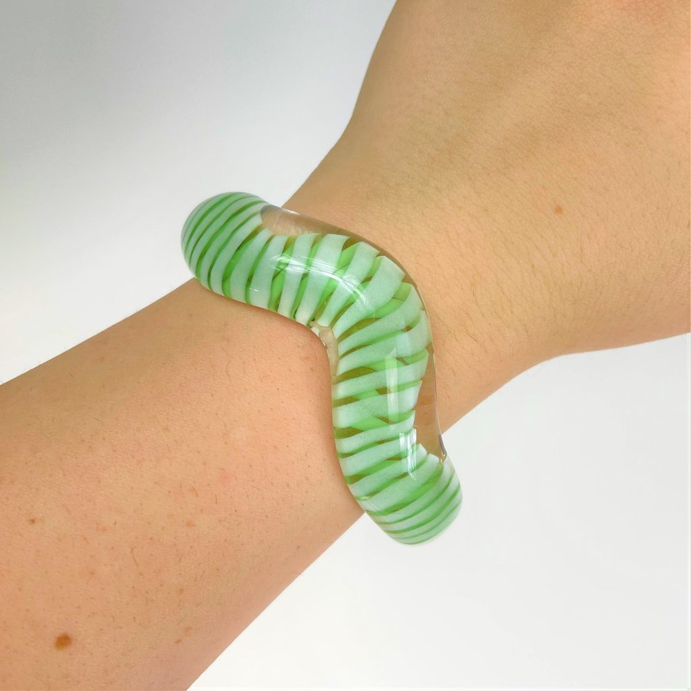 Lamp Worked Borosilicate pyrex glass Cuff Bracelet